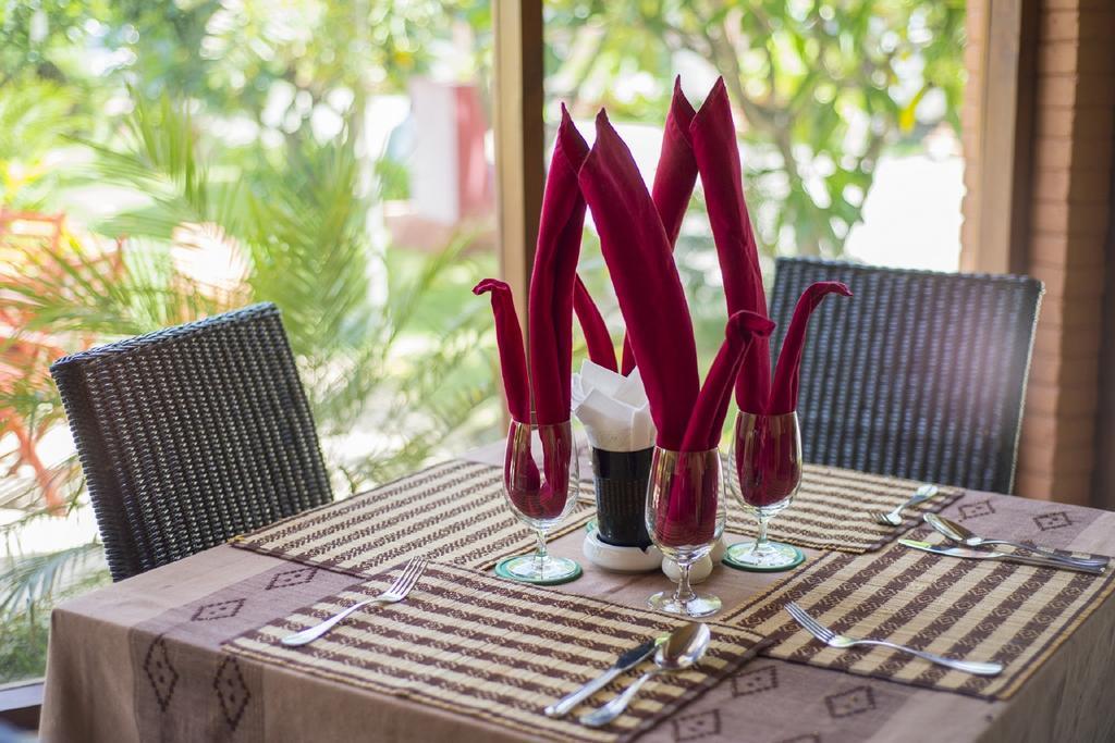 Bawga Theiddhi Hotel باغان المظهر الخارجي الصورة