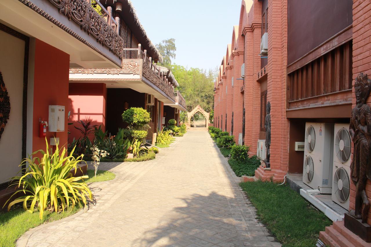 Bawga Theiddhi Hotel باغان المظهر الخارجي الصورة